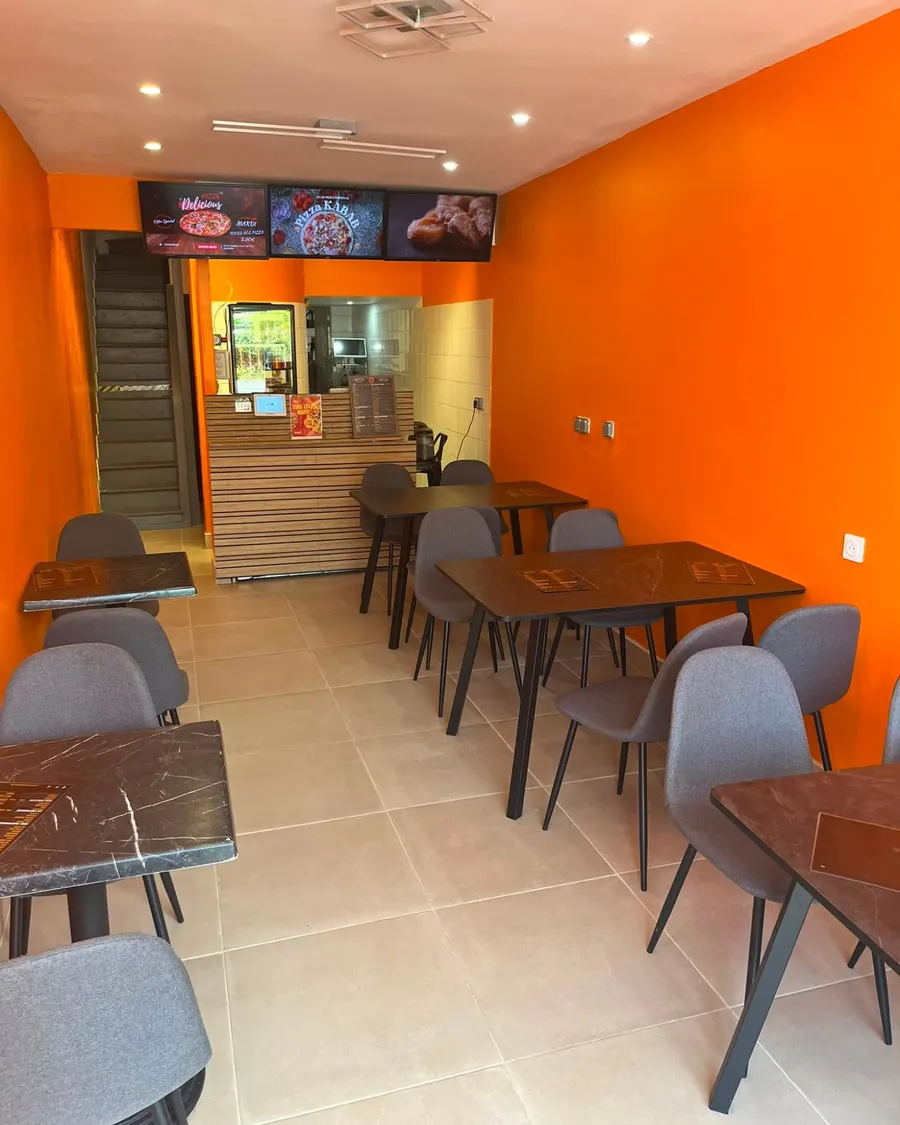 La salle d’Anas Pizza Original à Nantes
